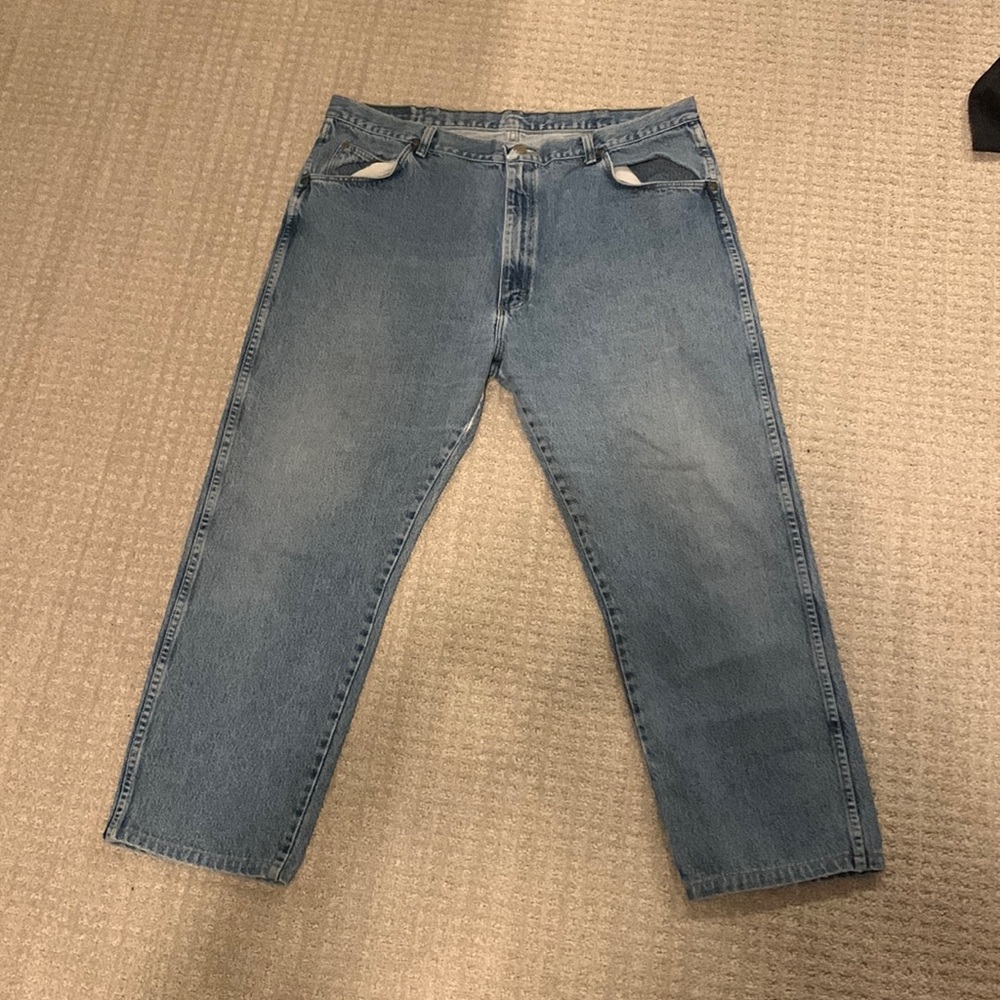 Strait Fit Wrangler Jeans